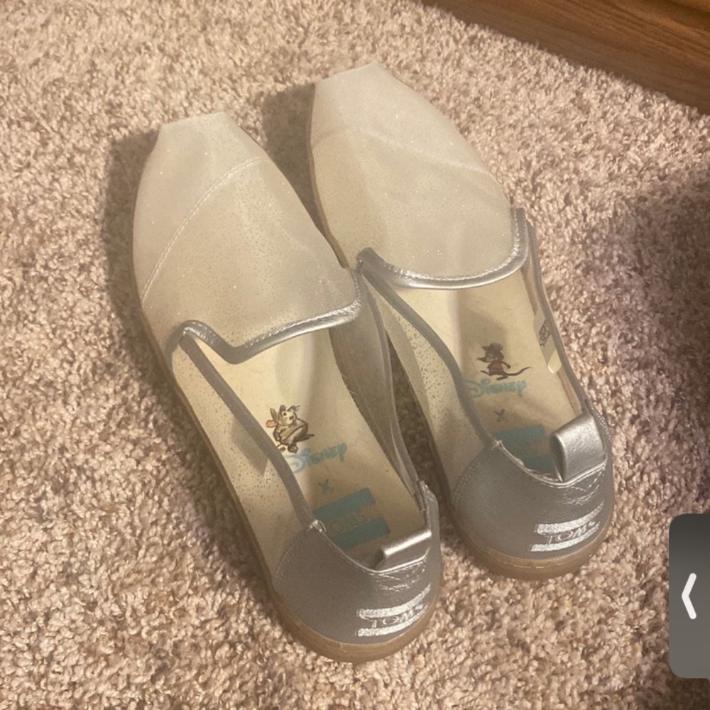 Disney X TOMS Shoes Size 9